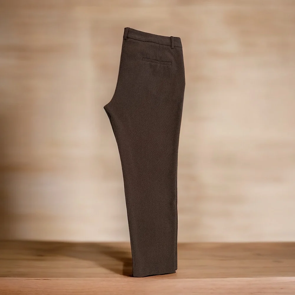 Zara women’s trousers Brown with tiny‎ cream dots size 10